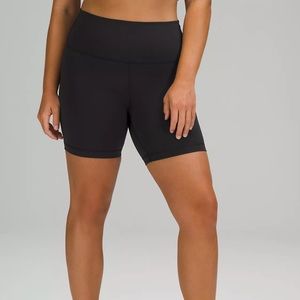 Wunder under biker black shorts 6 inch inseam, size 4 only worn once!